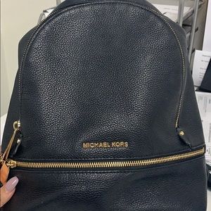 Michael kors pack back